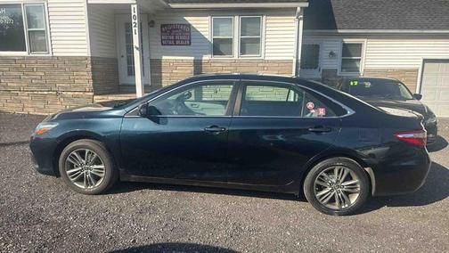 2016 Toyota Camry SE