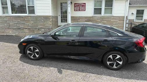 Crystal Black Pearl 2019 Honda Civic LX