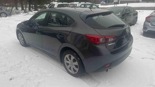 2015 Mazda Mazda3 i Sport