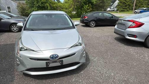 Classic Silver Metallic 2017 Toyota Prius Two Eco