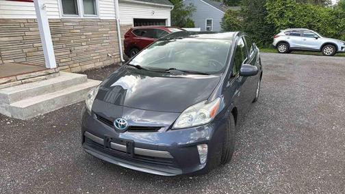 Winter Gray Metallic 2013 Toyota Prius Plug-in Advanced