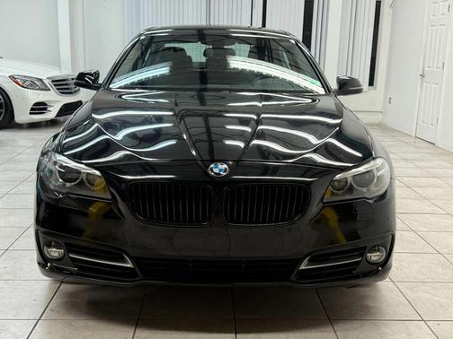 2016 BMW 528 528i Sedan 4D