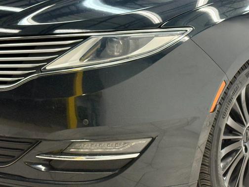 2014 Lincoln MKZ Base