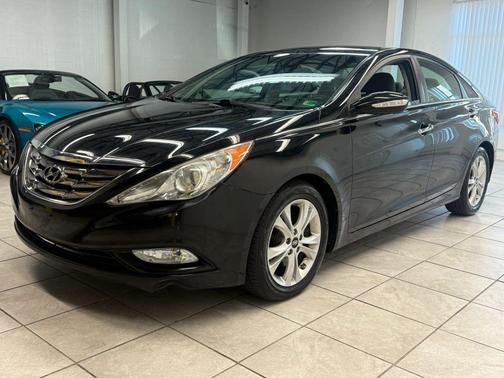 2013 Hyundai SONATA Limited