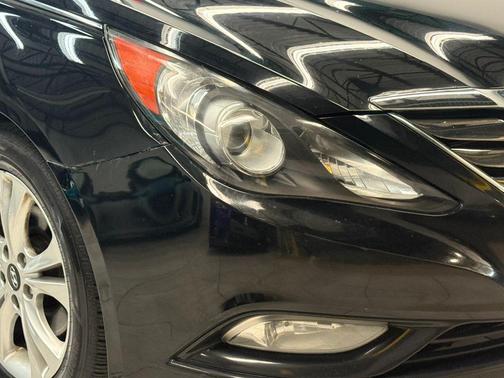 2013 Hyundai SONATA Limited