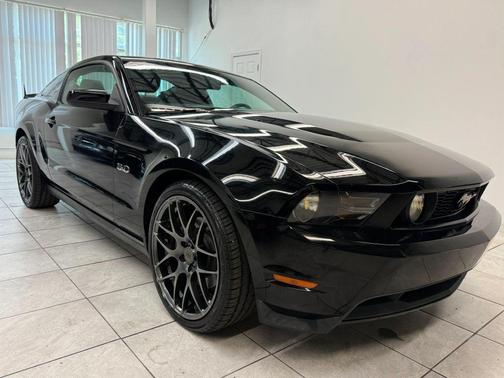 2011 Ford Mustang GT Premium
