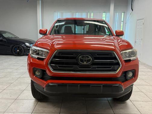 2018 Toyota Tacoma SR5