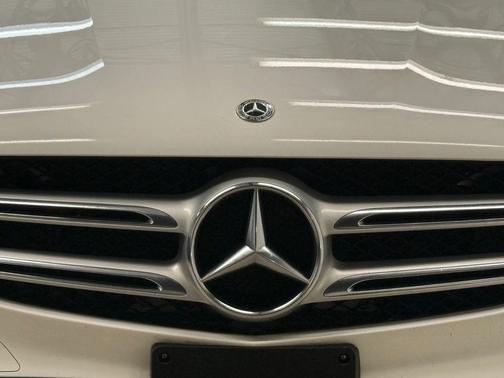 2018 Mercedes-Benz GLC 300 4MATIC