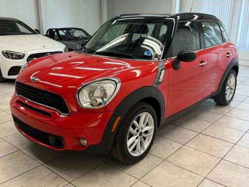 2012 MINI Cooper S Countryman Base