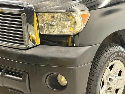 2011 Toyota Tundra Grade