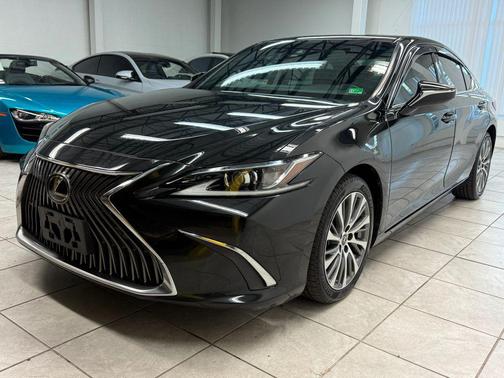 2021 Lexus ES 250 Base