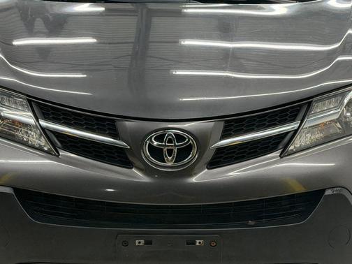 Magnetic Gray Pearl 2013 Toyota RAV4 XLE