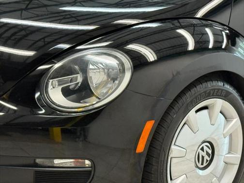2016 Volkswagen Beetle 1.8T SEL