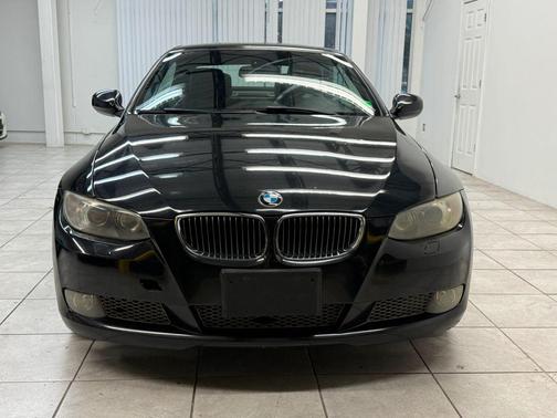 2010 BMW 335 335i Convertible 2D