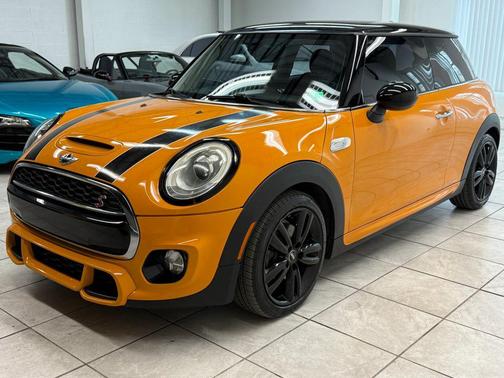 2017 MINI Hardtop Cooper S