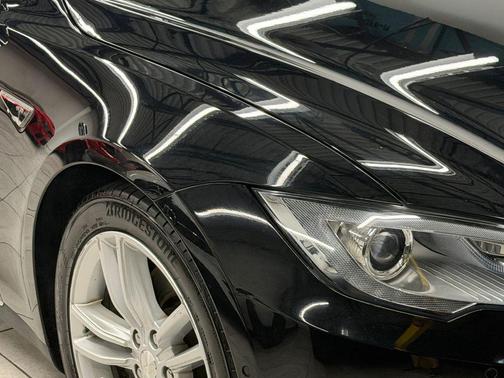 Black 2015 Tesla Model S 85D