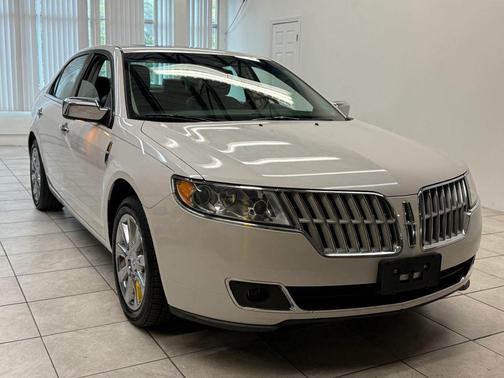 2010 Lincoln MKZ Base