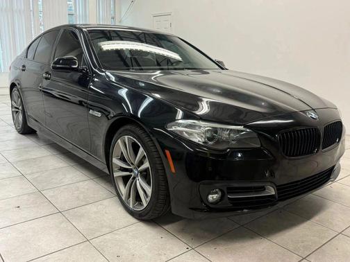 2016 BMW 528 528i Sedan 4D