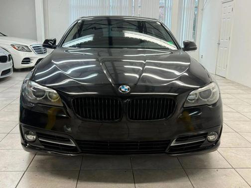 2016 BMW 528 528i Sedan 4D