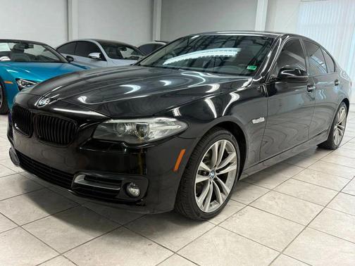 2016 BMW 528 528i Sedan 4D