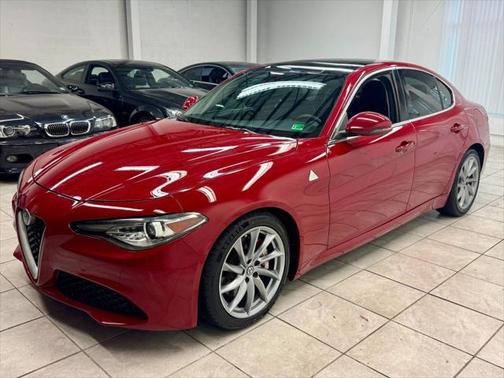 2018 Alfa Romeo Giulia Base