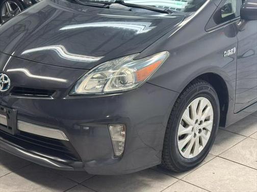 2012 Toyota Prius Plug-in Advanced