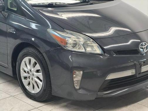 2012 Toyota Prius Plug-in Advanced