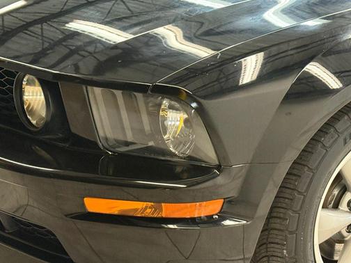 2005 Ford Mustang GT