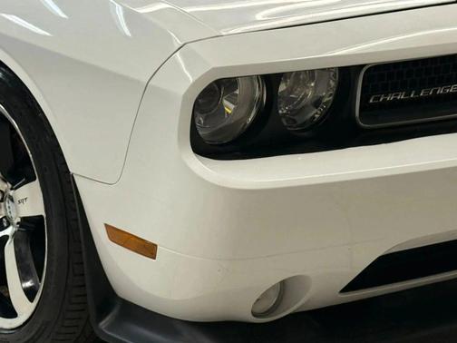 2014 Dodge Challenger SRT8