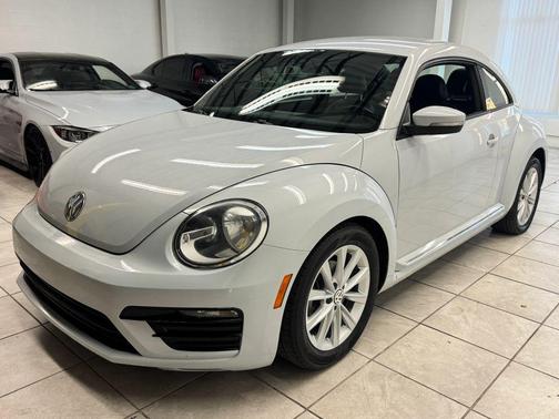 2018 Volkswagen Beetle 2.0T Coast