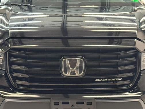 2022 Honda Ridgeline Black
