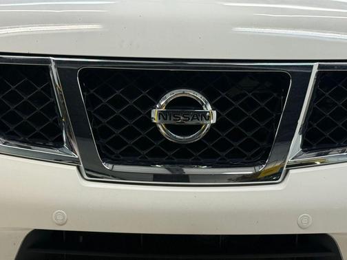 2011 Nissan Armada Platinum
