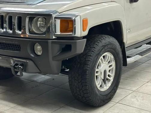 2006 Hummer H3 Base
