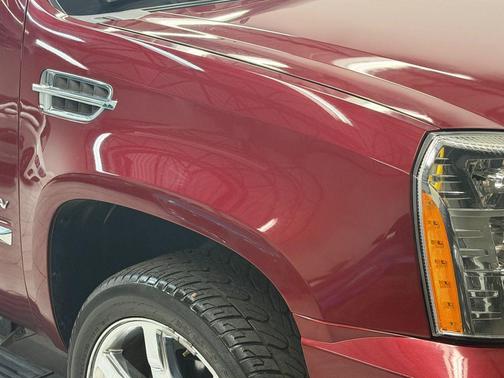 2011 Cadillac Escalade ESV Sport