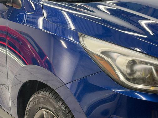 Laguna Blue Mica 2015 Hyundai TUCSON SE