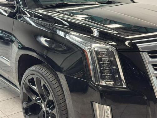 2016 Cadillac Escalade Sport