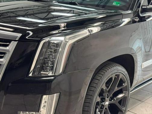 2016 Cadillac Escalade Sport