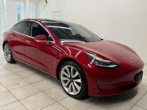 Red Multi-Coat 2018 Tesla Model 3 Long Range