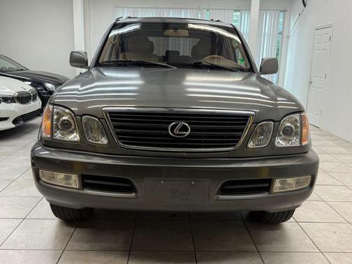 2002 Lexus LX 470 Base