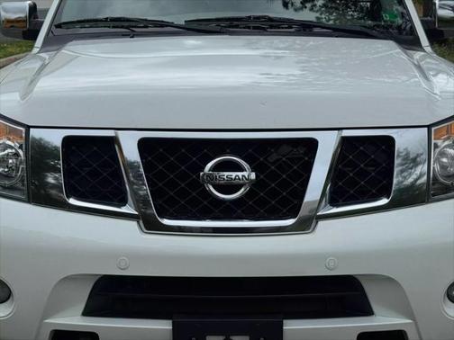2014 Nissan Armada Platinum