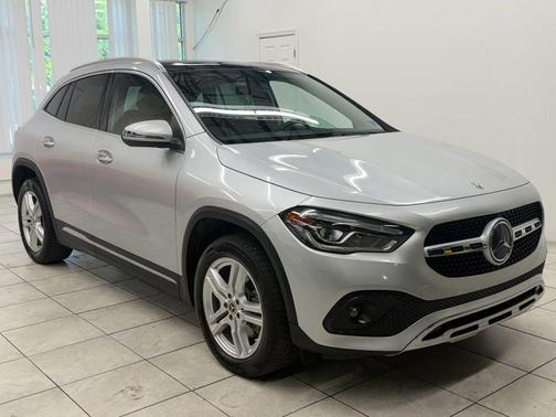 Iridium Silver Metallic 2021 Mercedes-Benz GLA 250 Base 4MATIC