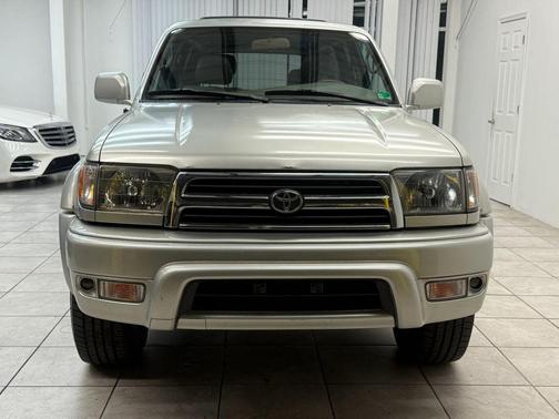 2000 Toyota 4Runner Limited 4WD