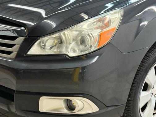 2011 Subaru Outback 2.5 i Premium