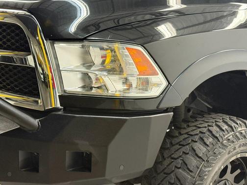 2018 RAM 2500 Tradesman Crew Cab 4x4 6'4' Box