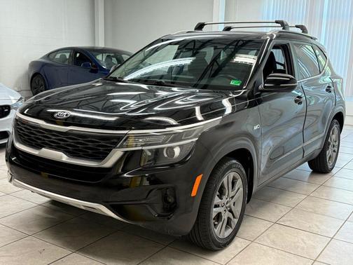 2021 Kia Seltos S