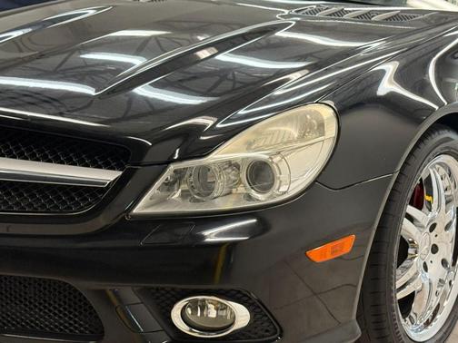 2009 Mercedes-Benz SL-Class SL 550 Roadster 2D