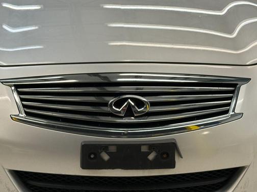2011 INFINITI G25 Journey