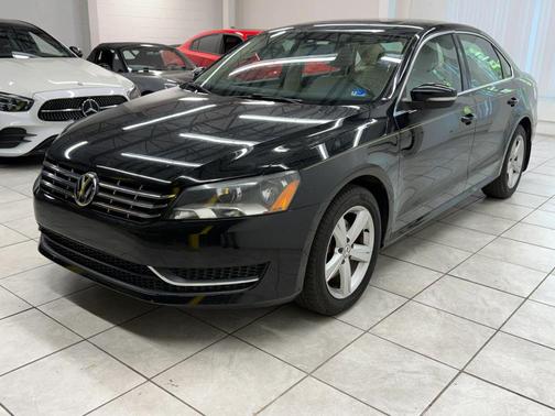 Black 2013 Volkswagen Passat 2.0 TDI SE w/ Sunroof