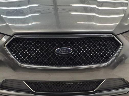 2018 Ford Taurus SHO