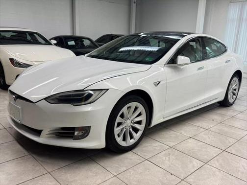 2018 Tesla Model S 75D